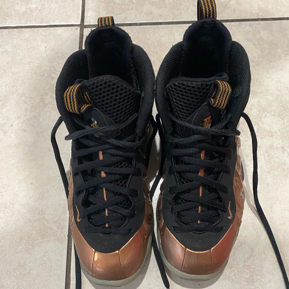 Shoes - Picture 2 of 2